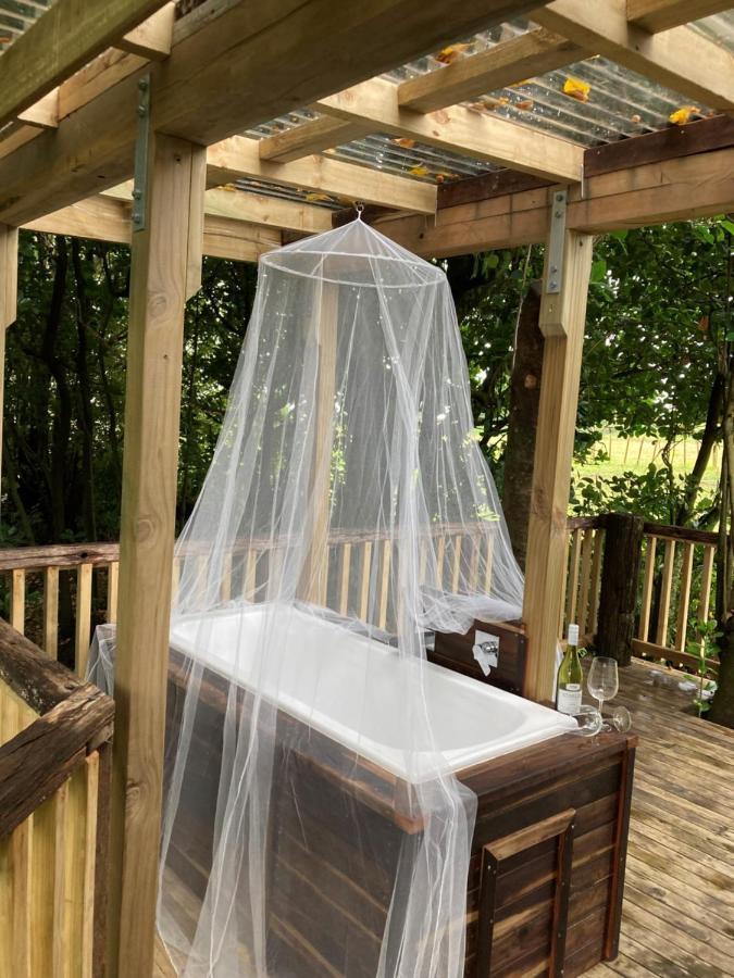 Villa The Treehut Ohauiti Esterno foto